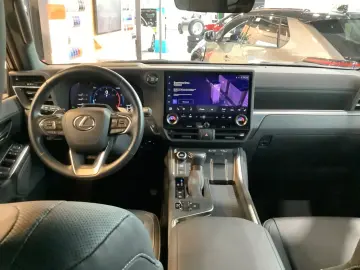 TOYOTA Land Cruiser LEXUS GX  6 Zylinder Benzin