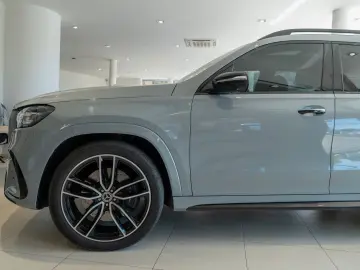 MERCEDES-BENZ GLS 450 d 4M PREMIUMPLUS HUD AIR ESP TOP