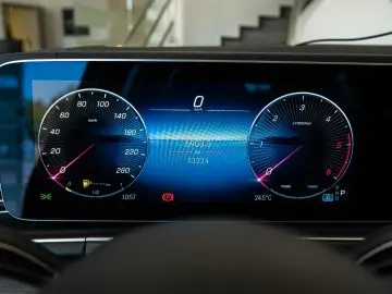 MERCEDES-BENZ GLS 450 d 4M PREMIUMPLUS HUD AIR ESP TOP
