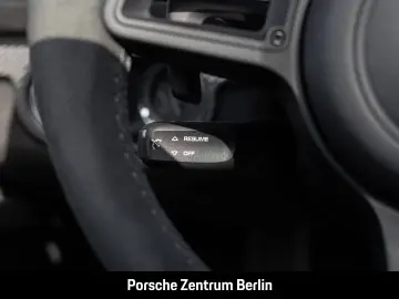 PORSCHE 718 Spyder RS Liftsystem-VA Weissach-Paket BOSE
