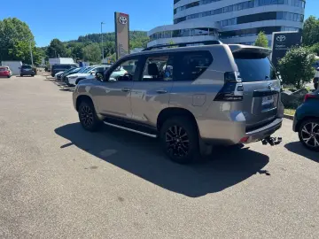 TOYOTA Land Cruiser 2 8L-D TEC-Edition AHK Standheizung