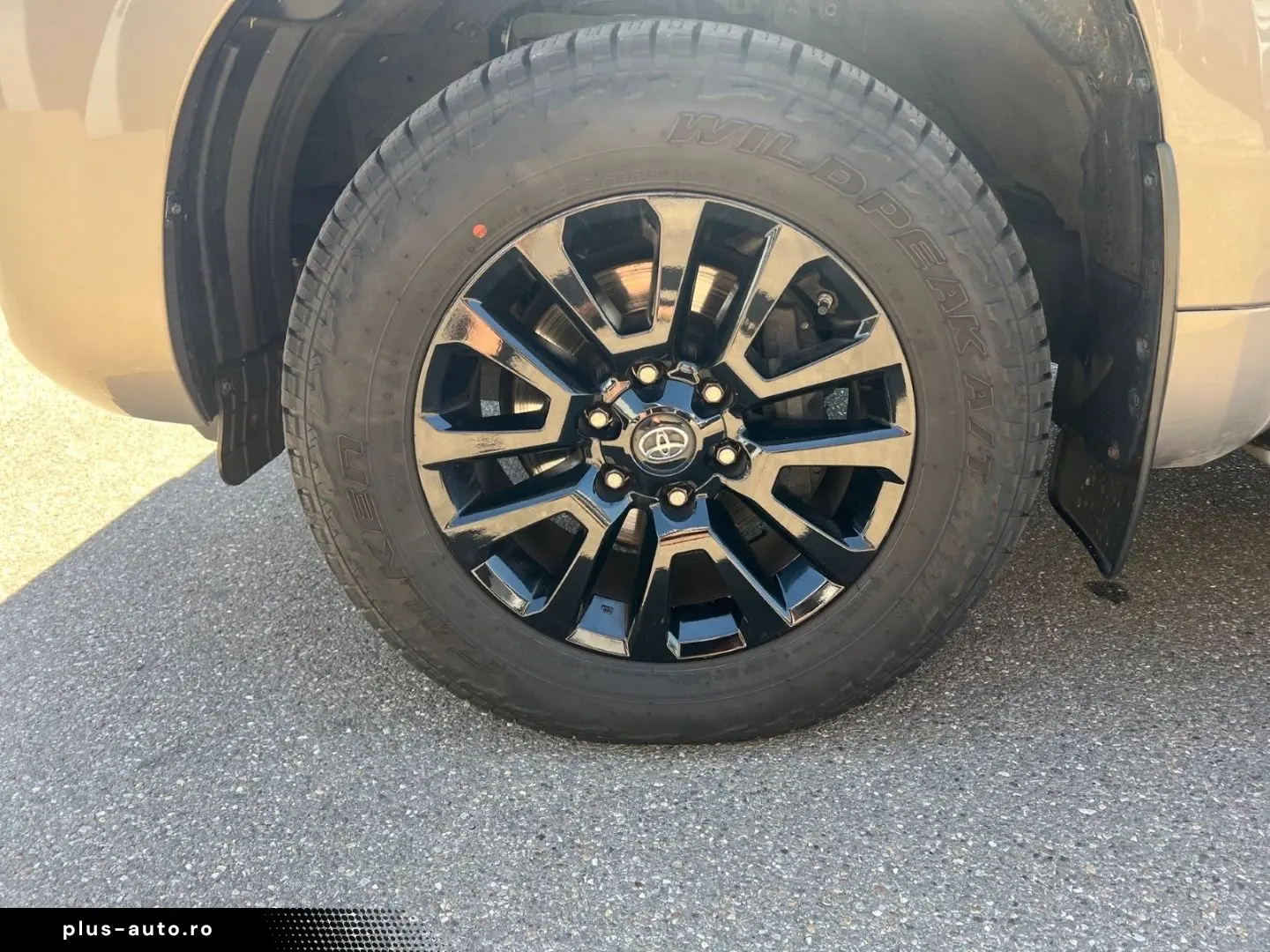 TOYOTA Land Cruiser 2023 — imagine 8