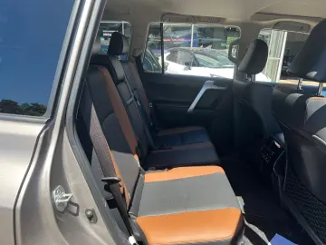 TOYOTA Land Cruiser 2 8L-D TEC-Edition AHK Standheizung