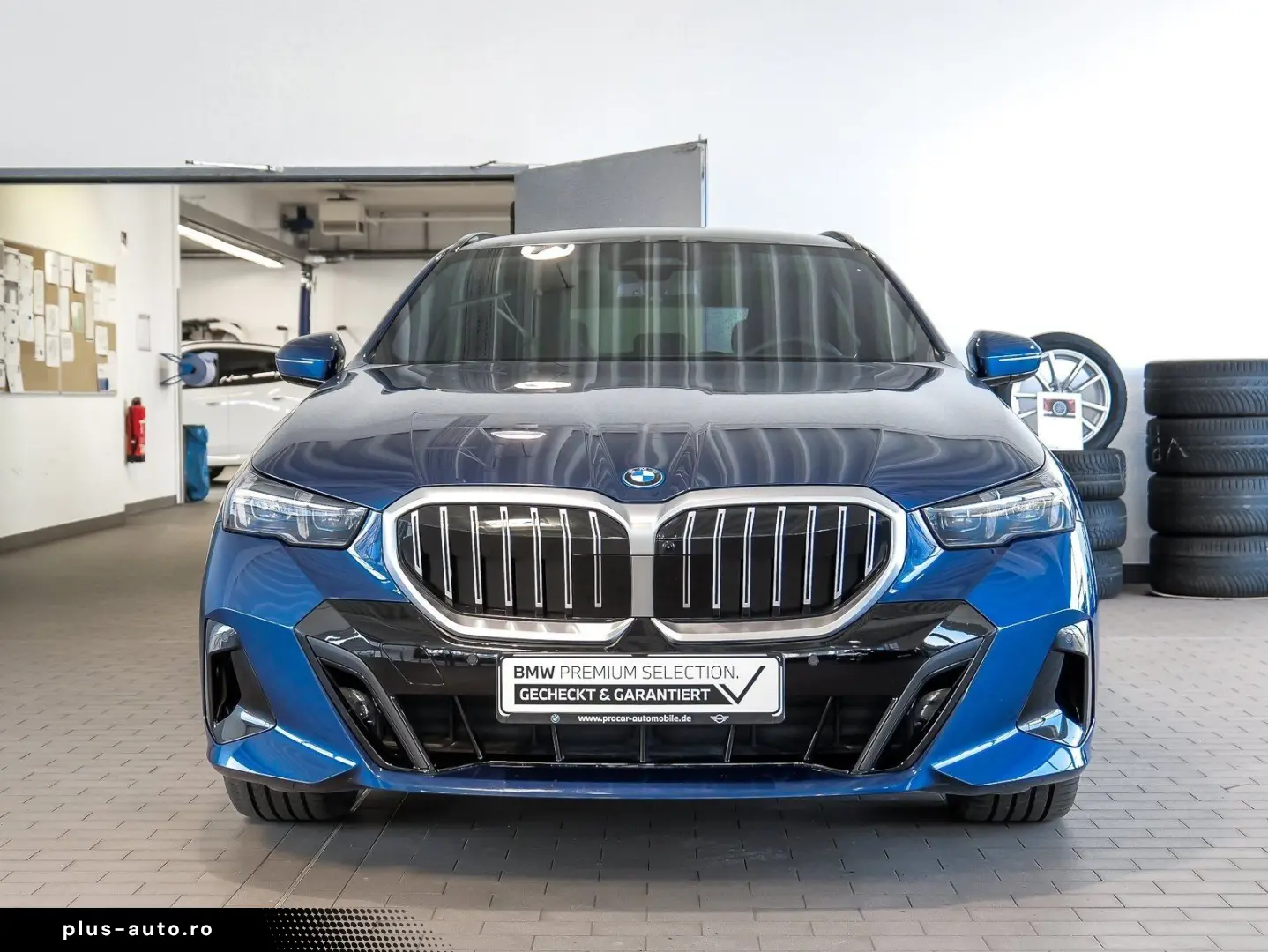 BMW 5 Series 2025 — imagine 9
