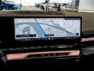 BMW 550e xDrive M Sportpaket HUD PANO B&W DAPro AHK