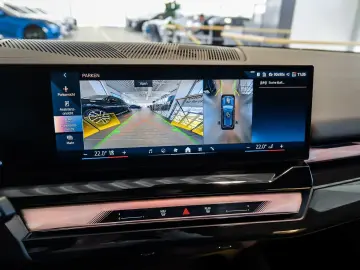 BMW 550e xDrive M Sportpaket HUD PANO B&W DAPro AHK