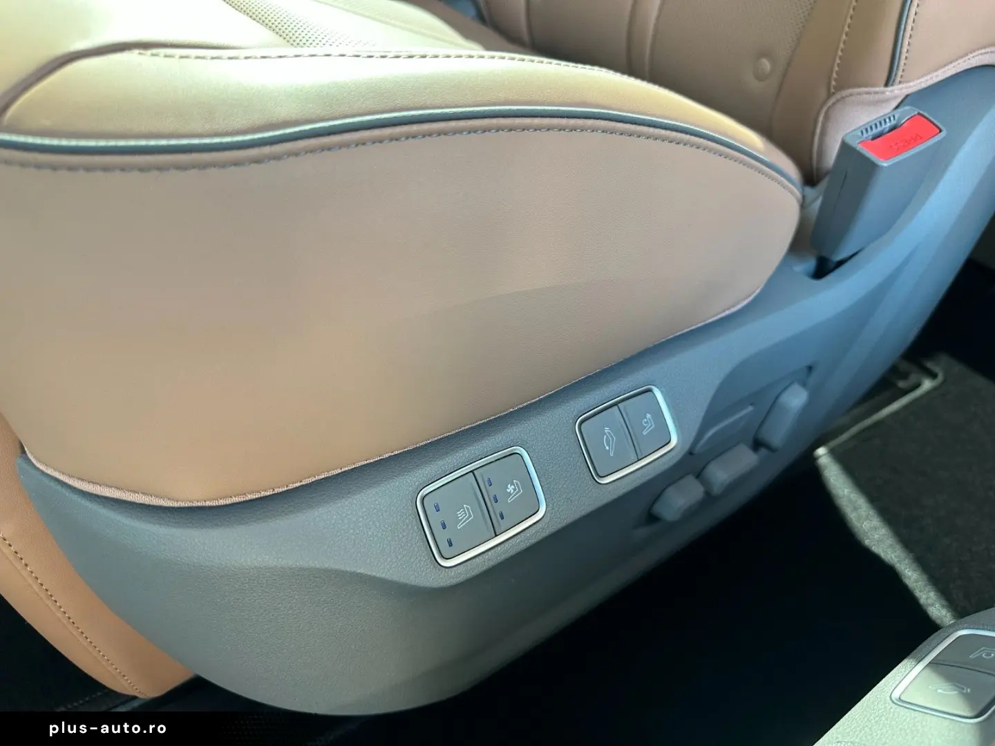 HYUNDAI Staria 2022 — imagine 11