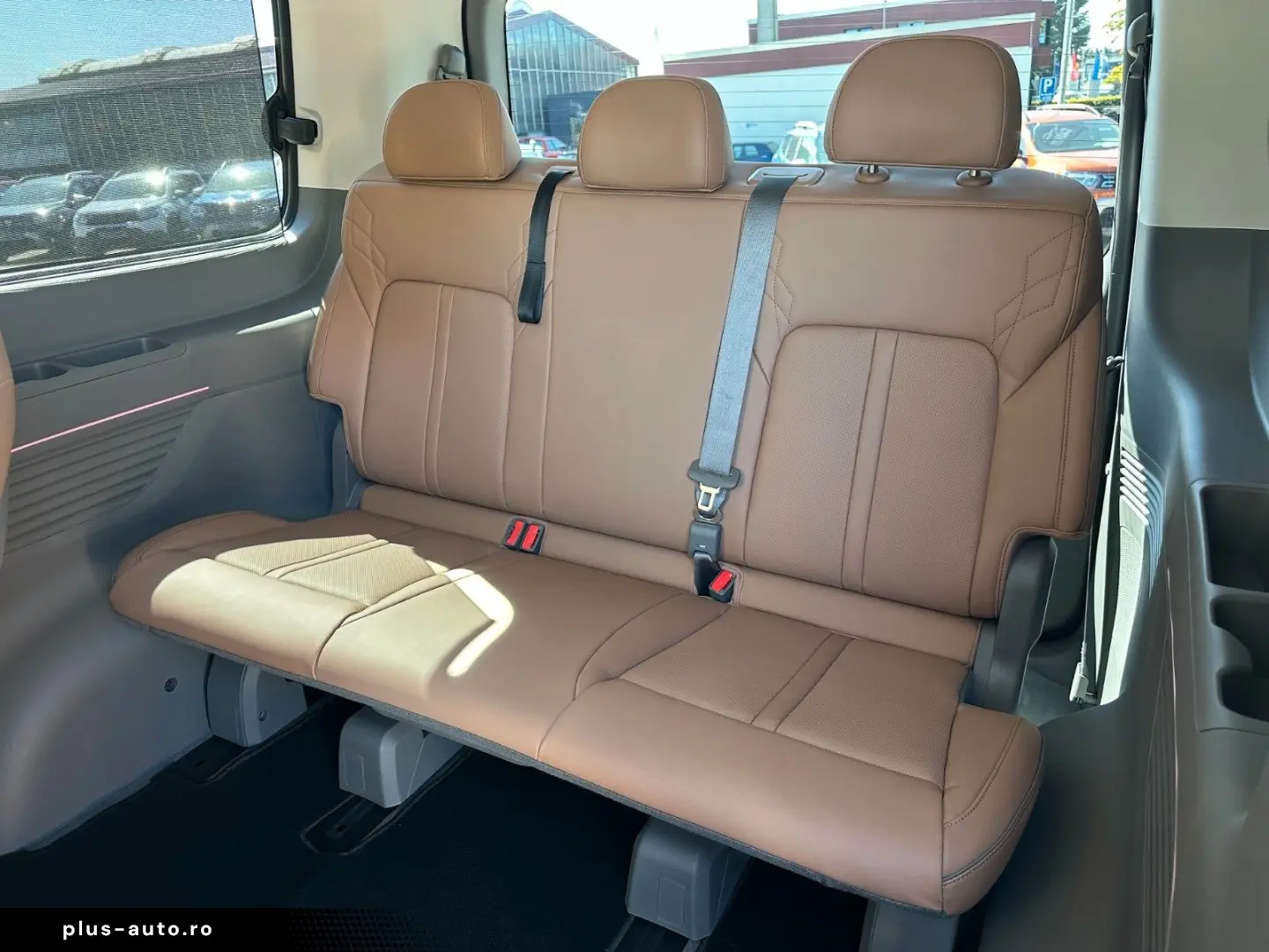 HYUNDAI Staria 2022 — imagine 16