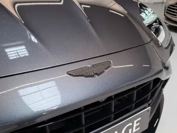 ASTON MARTIN Vantage Roadster   Aston Martin Brussels