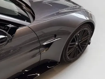 ASTON MARTIN Vantage Roadster   Aston Martin Brussels