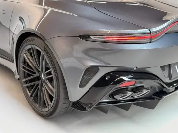ASTON MARTIN Vantage Roadster   Aston Martin Brussels