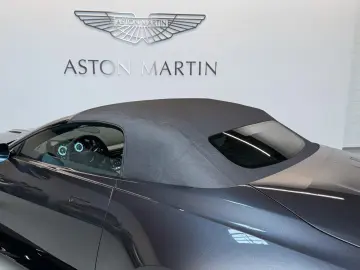 ASTON MARTIN Vantage Roadster   Aston Martin Brussels