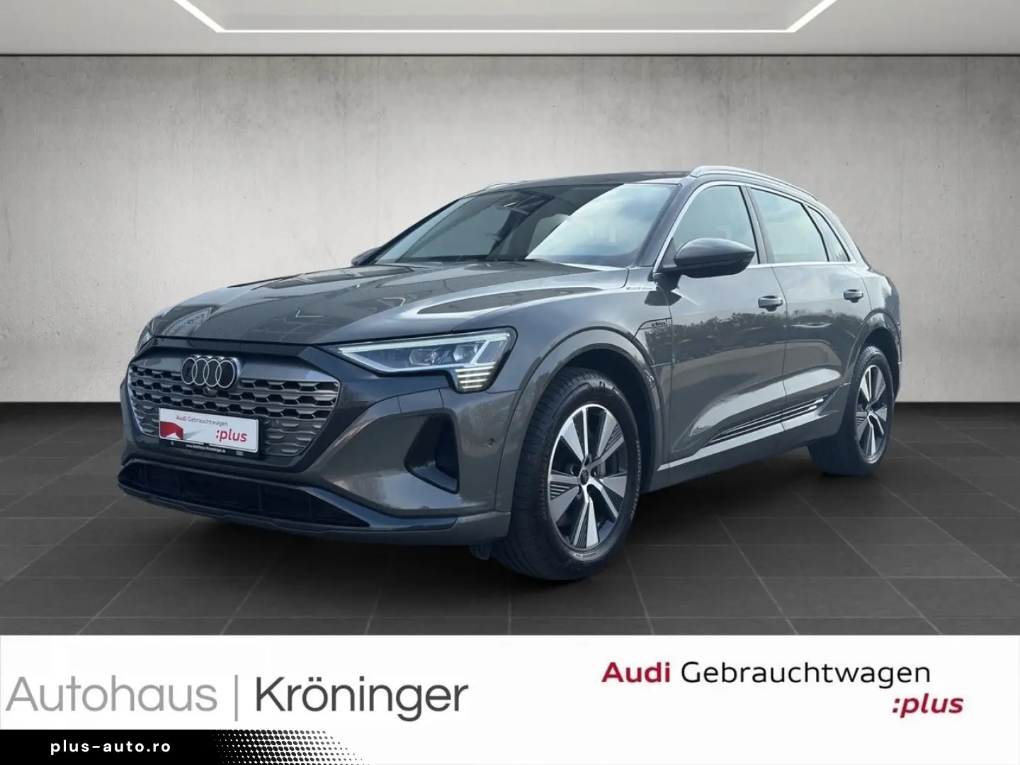 AUDI Q8 2024