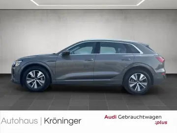 AUDI Q8 50 quattro advanced Luft Navi Leder SHZ Klima