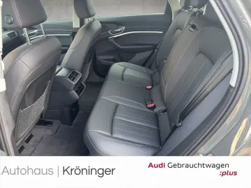 AUDI Q8 50 quattro advanced Luft Navi Leder SHZ Klima