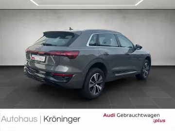 AUDI Q8 50 quattro advanced Matrix Luft Leder Kamera