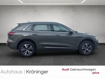 AUDI Q8 50 quattro advanced Matrix Luft Leder Kamera