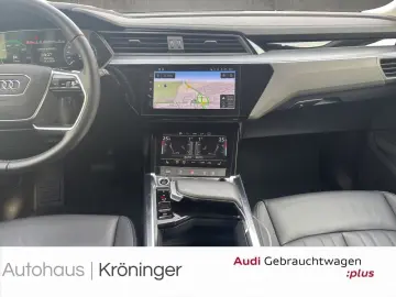 AUDI Q8 50 quattro advanced Matrix Luft Leder Kamera
