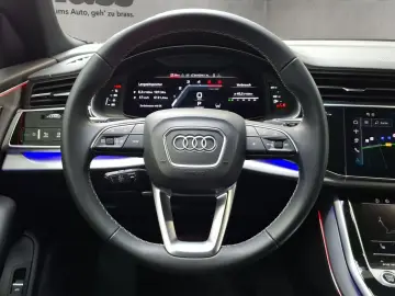 AUDI Q8 SUV 45 TDI quattro 170(231) kW(PS) tiptronic