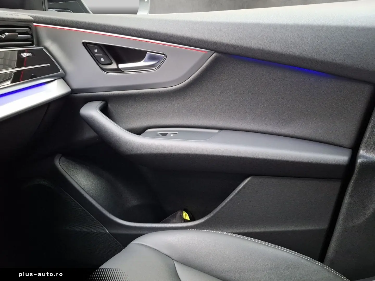 AUDI Q8 2025 — imagine 16