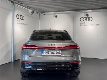 AUDI Q8 Sportback 55 e-tron Quattro S-Line Navi Matri