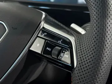 AUDI Q8 Sportback 55 e-tron Quattro S-Line Navi Matri