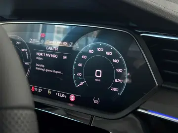 AUDI Q8 Sportback 55 e-tron Quattro S-Line Navi Matri