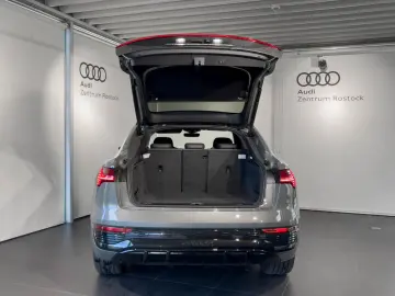 AUDI Q8 Sportback 55 e-tron Quattro S-Line Navi Matri