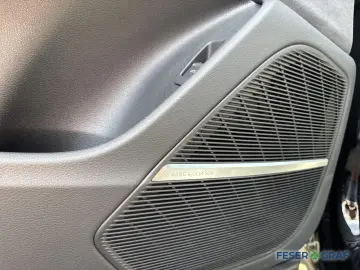 AUDI Q8 50 TDI qu 2x S line AHK PANO LUFT STANDHZG.