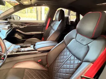 AUDI S8 TFSI quattro tiptronic -