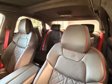AUDI S8 TFSI quattro tiptronic -