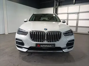 BMW X5 xDrive 30d xLine LED Navi ACC Pano AHK