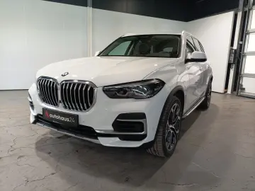 BMW X5 xDrive 30d xLine LED Navi ACC Pano AHK
