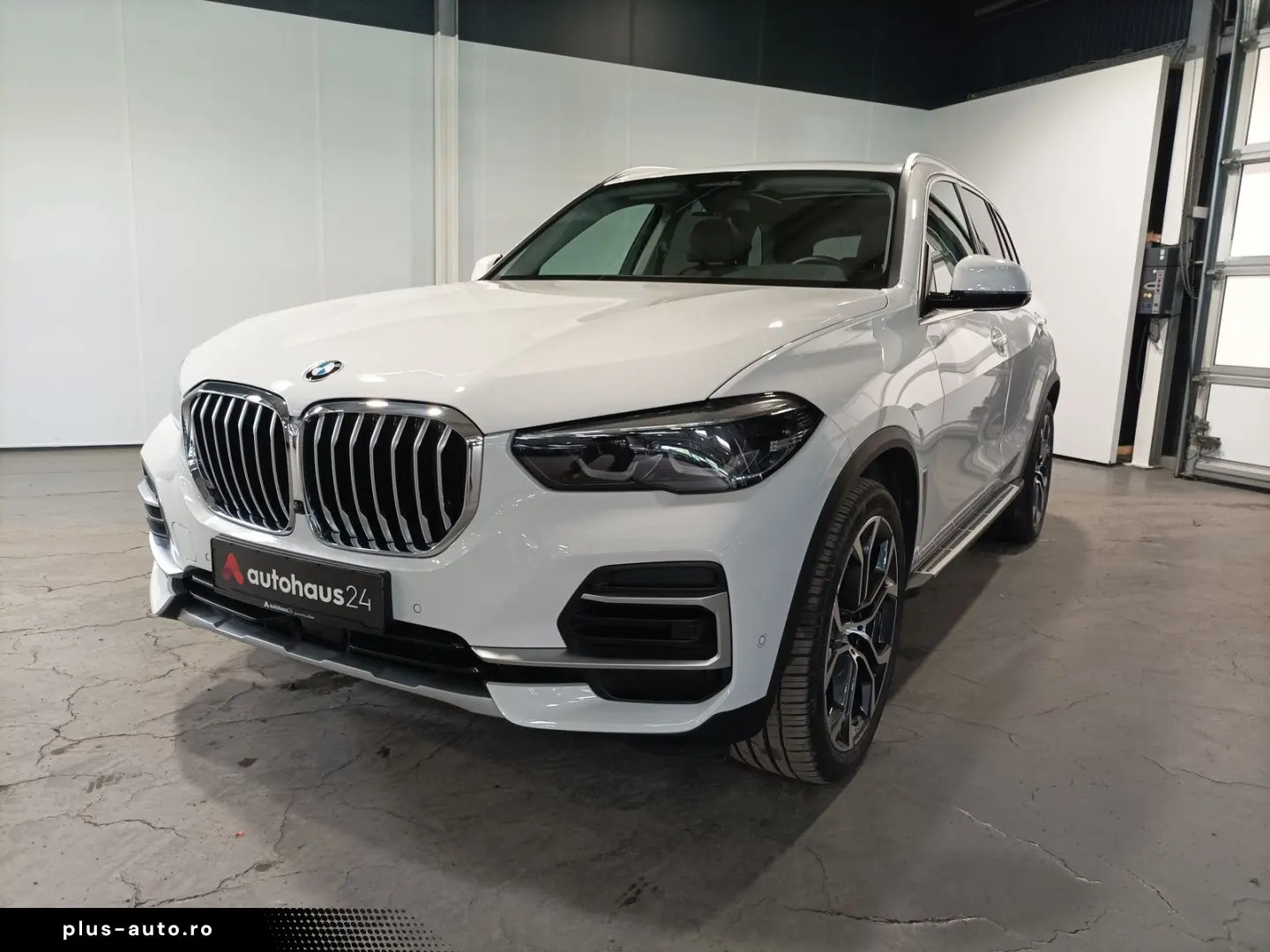 BMW X5 2023 — imagine 3