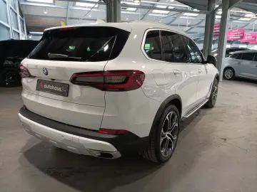 BMW X5 xDrive 30d xLine LED Navi ACC Pano AHK