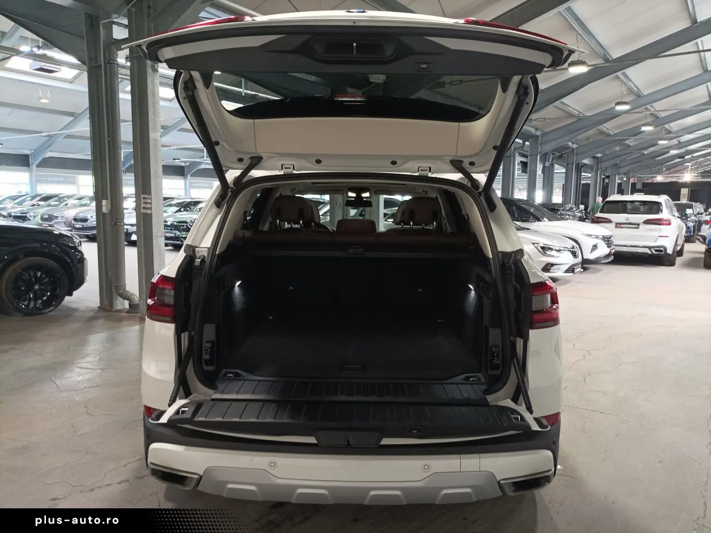 BMW X5 2023 — imagine 6