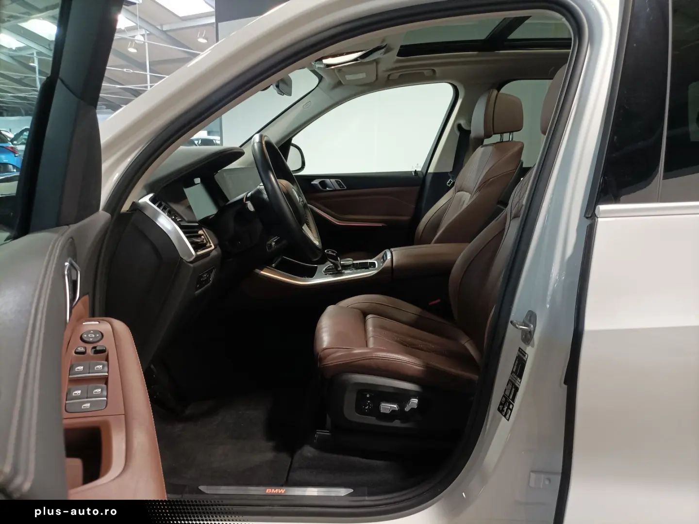 BMW X5 2023 — imagine 8