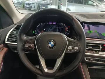 BMW X5 xDrive 30d xLine LED Navi ACC Pano AHK