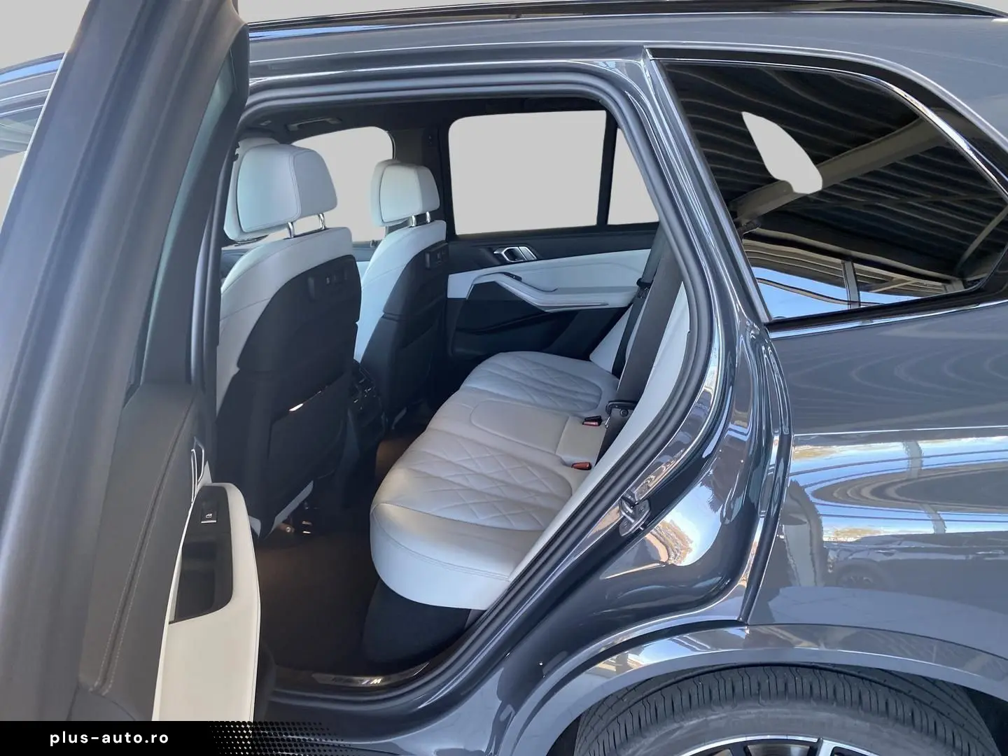 BMW X5 2023 — imagine 8