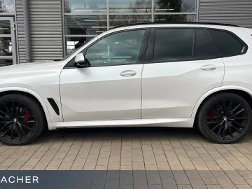 BMW X5 xDrive30d A M-Sport SkyLou AHK DAProf Leder