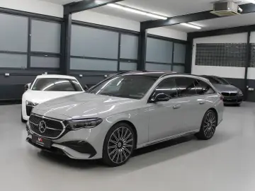 MERCEDES-BENZ d 4Matic AMG Premium Superscreen Pano 21  Voll