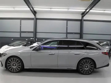 MERCEDES-BENZ d 4Matic AMG Premium Superscreen Pano 21  Voll