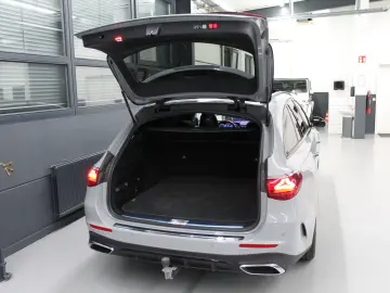 MERCEDES-BENZ d 4Matic AMG Premium Superscreen Pano 21  Voll