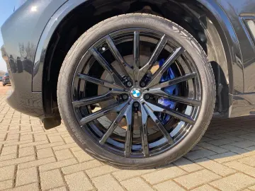 BMW X5 xDrive40d M-Sport Laser Standhz. AHK Pano HUD
