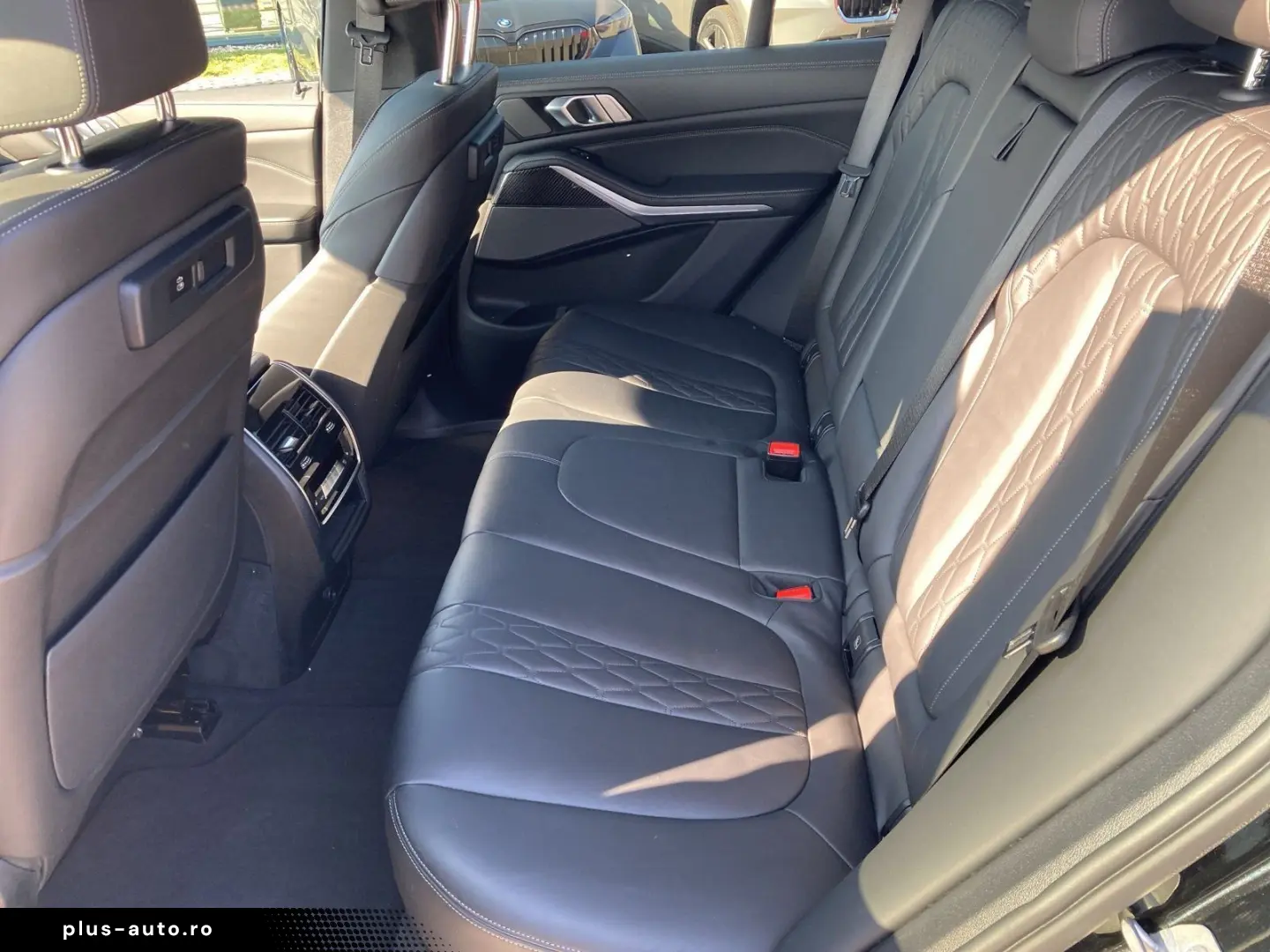 BMW X5 2022 — imagine 12