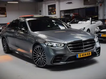 MERCEDES-BENZ S 580 e 4Matic L AMG Panorama Voll Aust