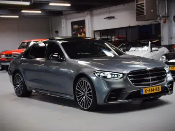 MERCEDES-BENZ S 580 e 4Matic L AMG Panorama Voll Aust