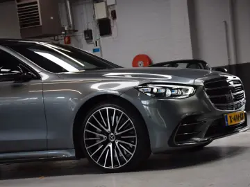 MERCEDES-BENZ S 580 e 4Matic L AMG Panorama Voll Aust