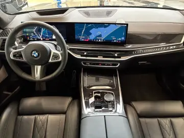 BMW X7 xDrive40d MSport Pro DA PA Prof SkyLounge 22