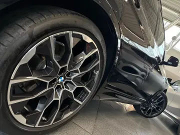 BMW X7 xDrive40d MSport Pro DA PA Prof SkyLounge 22